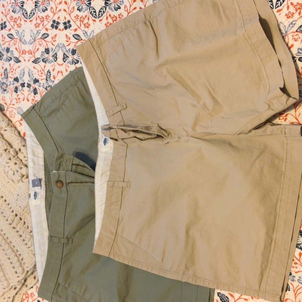 2 pair of women's shorts